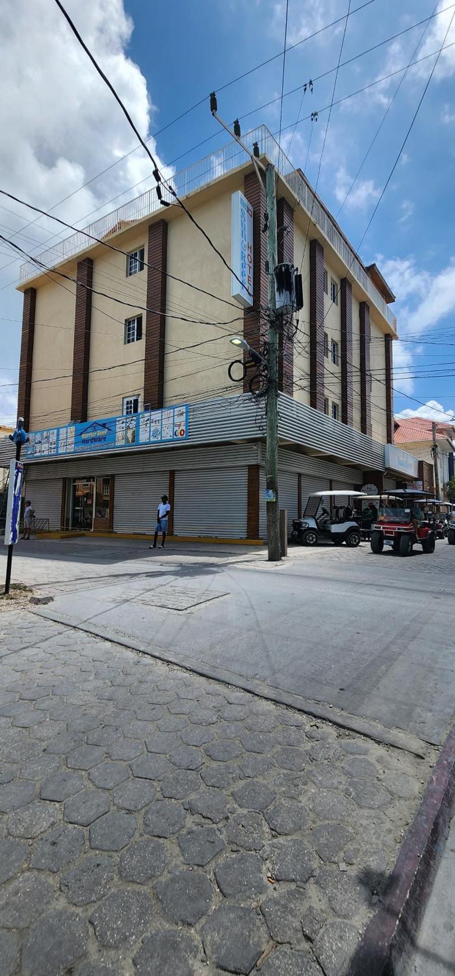 Voyager Sun & Reef Hotel San Pedro  Exterior photo